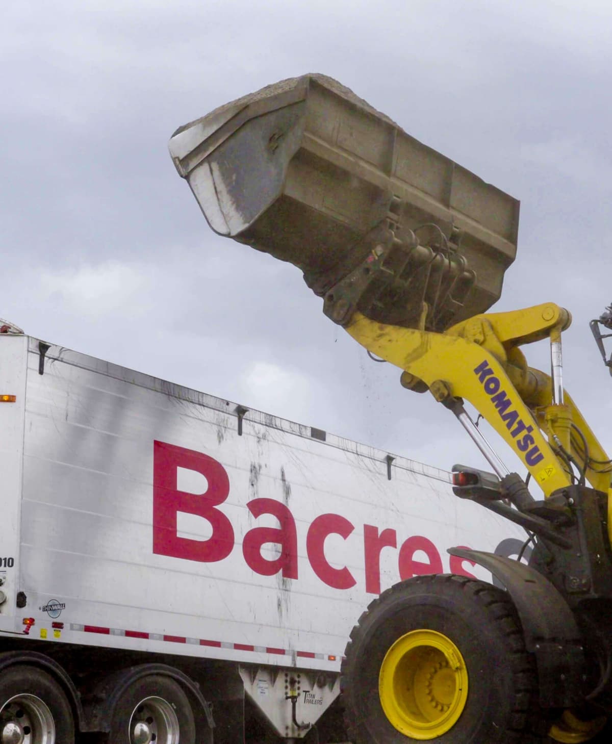 Bacres Grain Transportation truck on the road
